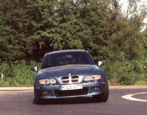 z3coupe-1a.jpg (49582 Byte)